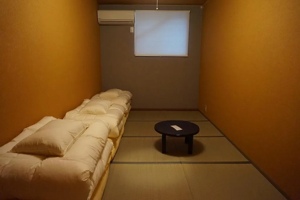 Uni Hostel Osaka