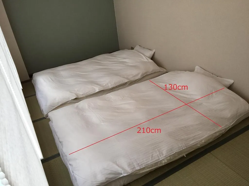 Uni Hostel أوساكا
