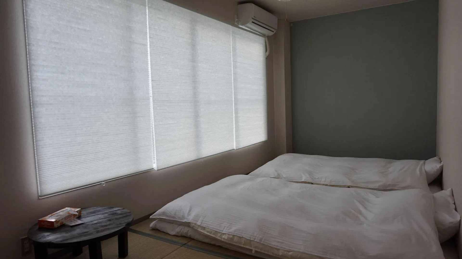 Uni Hostel أوساكا